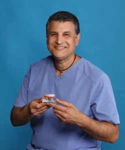 Dr. Carlos Cruz, Oral Surgeon Edinburg, TX 